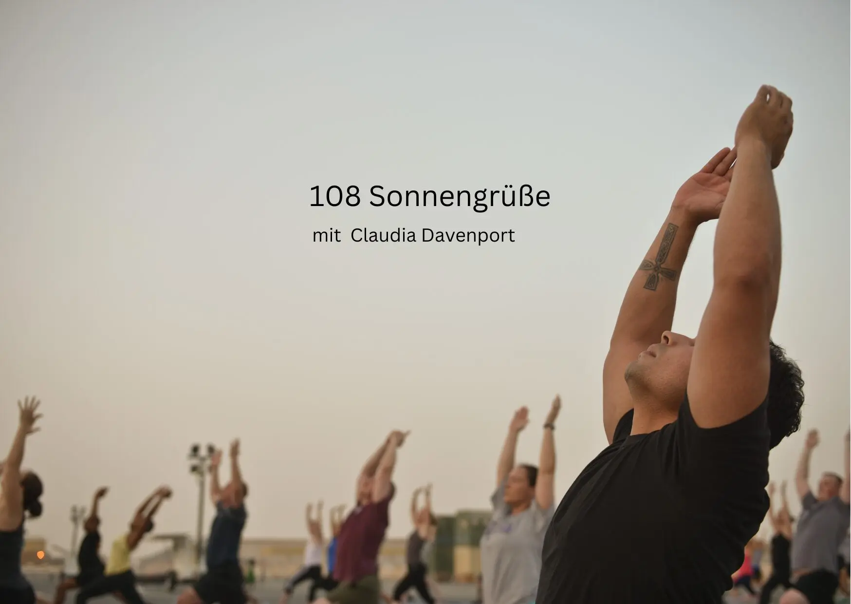 Mehr über den Artikel erfahren 108 SONNENGRÜSSE mit Claudia Davenport