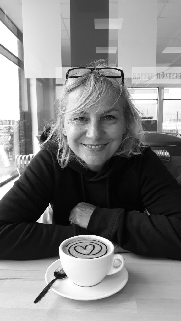 Unser Team 13 Cathrin Nastevska sw 2