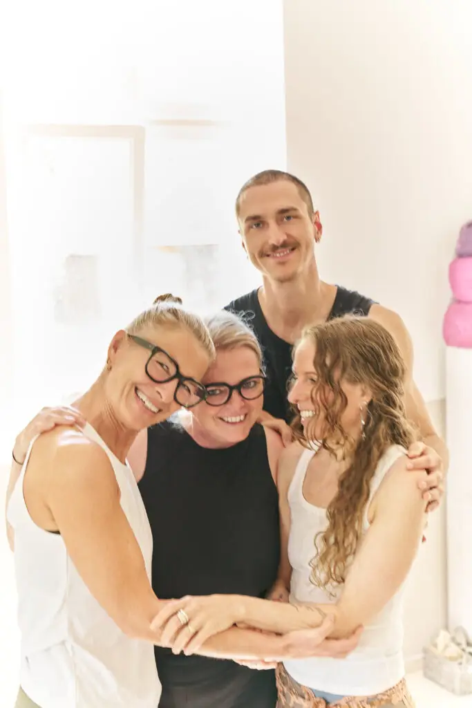 Team ZEIIN YOGAAKADEMIE